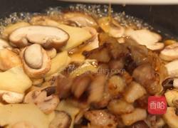 双菇烩冬笋：春日餐桌上的味觉盛宴的做法图解6