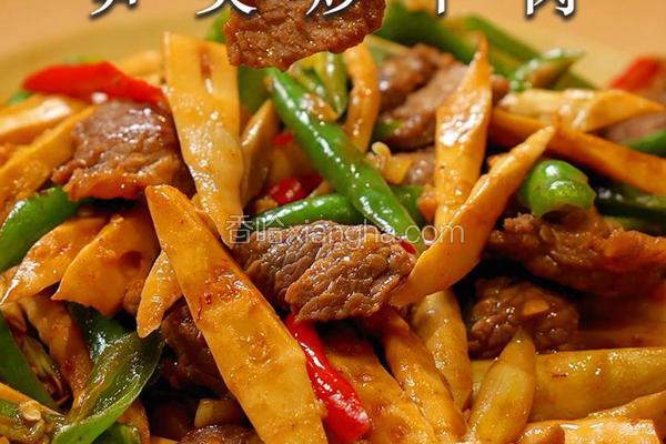 笋尖炒牛肉丨脆嫩与鲜嫩的舌尖碰撞