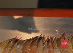 法式蒜香口蘑虾的做法图解2