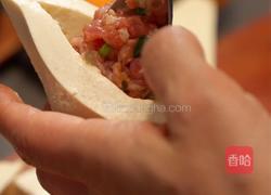 舌尖上的客家风味:一口沦陷的酿豆腐的做法图解2