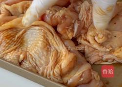 蒜香黄油鸡排的做法图解3