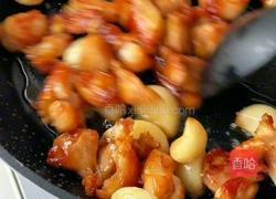 蒜香口蘑鸡腿的做法图解5