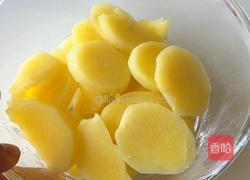 脆脆薯饼的做法图解1