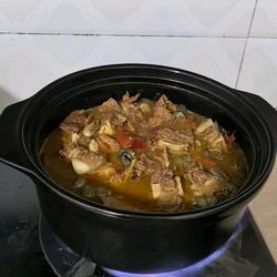螺蛳牛排煲的做法[图]