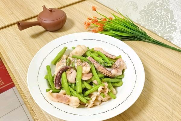鱿鱼炒豆角