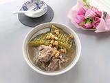 凉瓜黄豆排骨汤的做法[图]