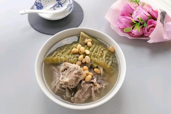 凉瓜黄豆排骨汤