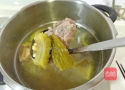 凉瓜黄豆排骨汤的做法图解6