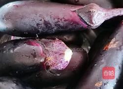 五香煎茄子的做法图解1