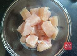 鸡肉蔬菜浓汤的做法图解1