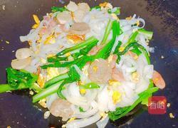 鸡蛋肉丸炒手工河粉的做法图解5