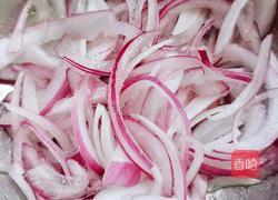 生拌西瓜皮紫洋葱的做法图解6