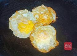 肉丸鸡蛋方便面的做法图解5