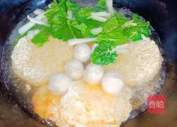 肉丸鸡蛋方便面的做法图解7