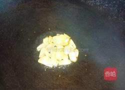 油豆腐炒芹菜的做法图解5