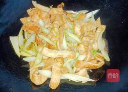 油豆腐炒芹菜的做法图解12