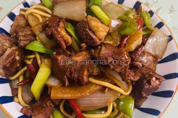 辣爆羊羔肉