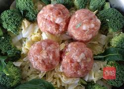 肉圆炖白菜的做法图解10