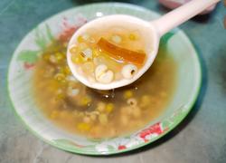 绿豆薏米西米糖水