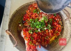 剁椒鱼头的做法图解7
