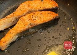 三文鱼奶酪三明治的做法图解2