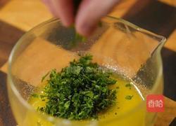 松露黄油烤鲈鱼的做法图解5