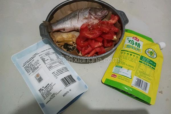 西红柿闷鲈鱼