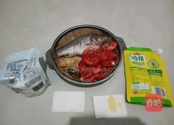 西红柿闷鲈鱼的做法图解1