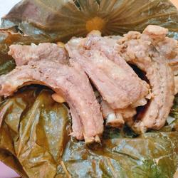 荷叶蒸莲子排骨的做法[图]