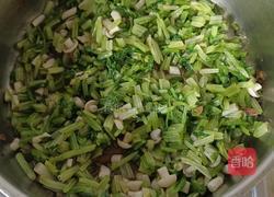 翡翠香芹拌海鲜菇的做法图解10