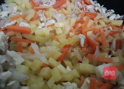 鸡肉胡萝卜盖饭的做法图解3