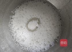 南瓜子芋泥豆乳戚风蛋糕的做法图解10