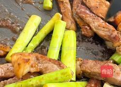 芦笋炒牛肉的做法图解8