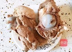 酸菜炖大骨的做法图解3