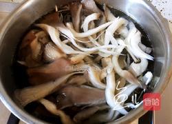 平菇炒鸡蛋的做法图解5