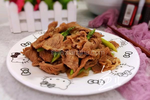 芦笋炒牛肉