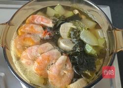 日式冬瓜裙带鲜虾菌菇汤的做法图解9