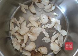 黄瓜滑肉片拌荞麦面的做法图解3