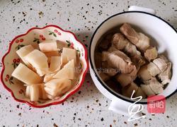 五花肉焖莲藕的做法图解2