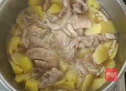 减脂餐土豆炖肉荞麦面 的做法图解7