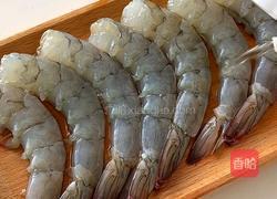 虾仁芝士意面的做法图解1