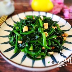 菠菜拌花生米的做法[图]