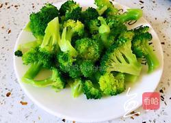 西兰花炒牛肉的做法图解12