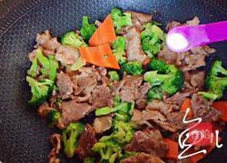 西兰花炒牛肉的做法图解18