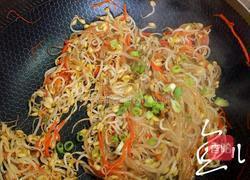 豆芽炒粉条的做法图解13