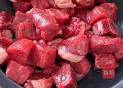 黑椒牛排炒口蘑的做法图解2