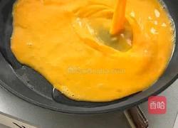 菠萝虾仁蛋炒饭的做法图解5