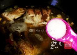 鲤鱼炖粉条的做法图解12