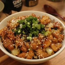 葱烧鸡腿肉盖饭的做法[图]