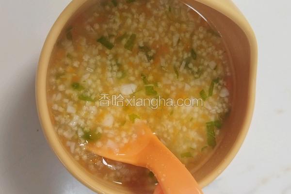 山药萝卜时蔬小米粥
